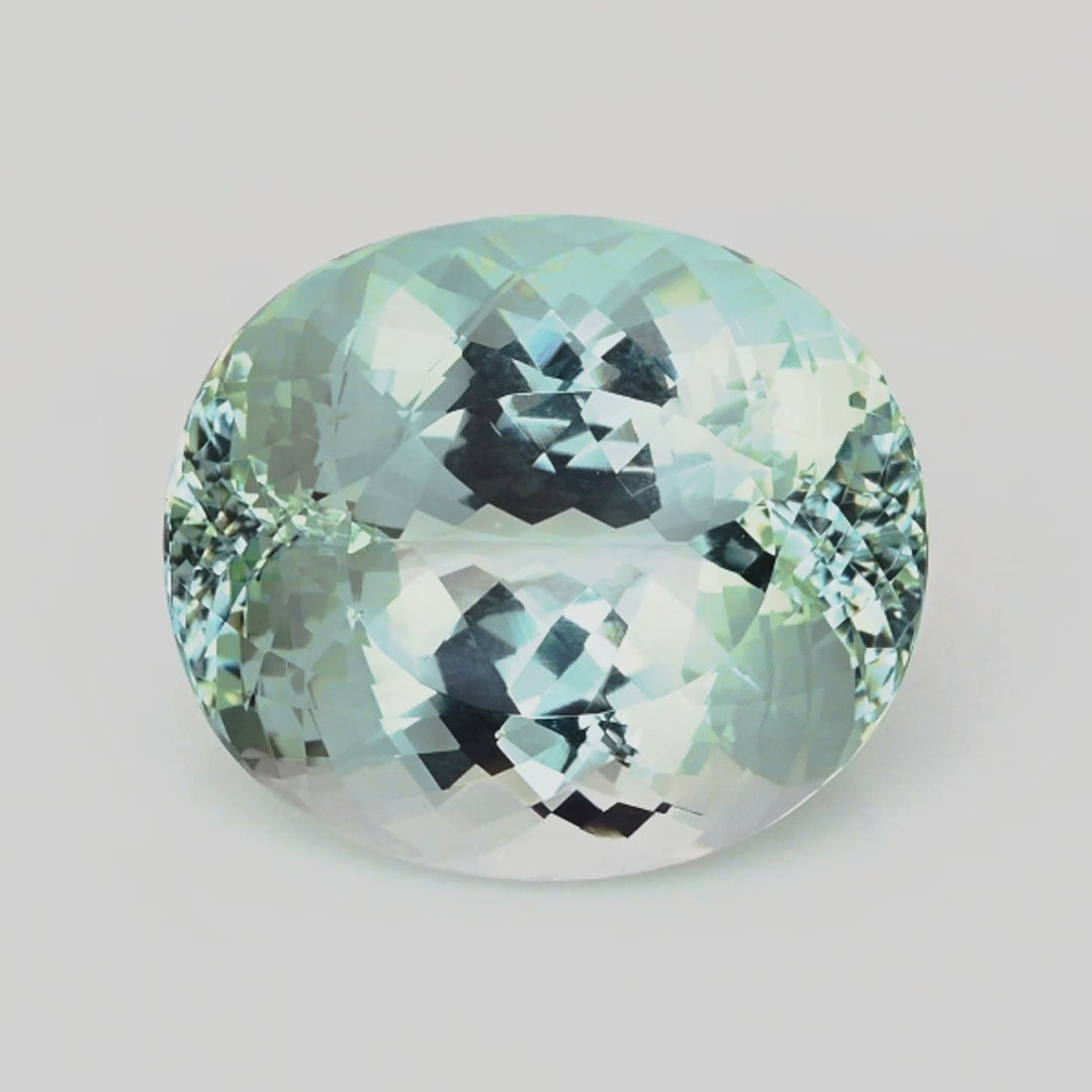 Green Beryl 28.54 Carats