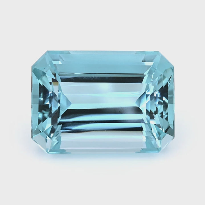 Aquamarine 30.36 Carats